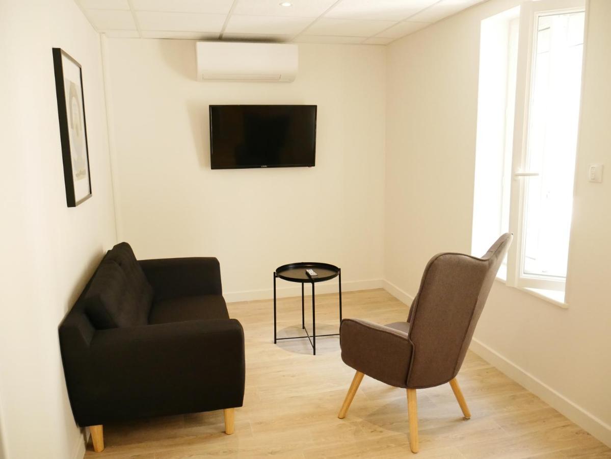 Appartement Avec Chambre - Entree Spa Incluse Bourbon-Lancy Luaran gambar