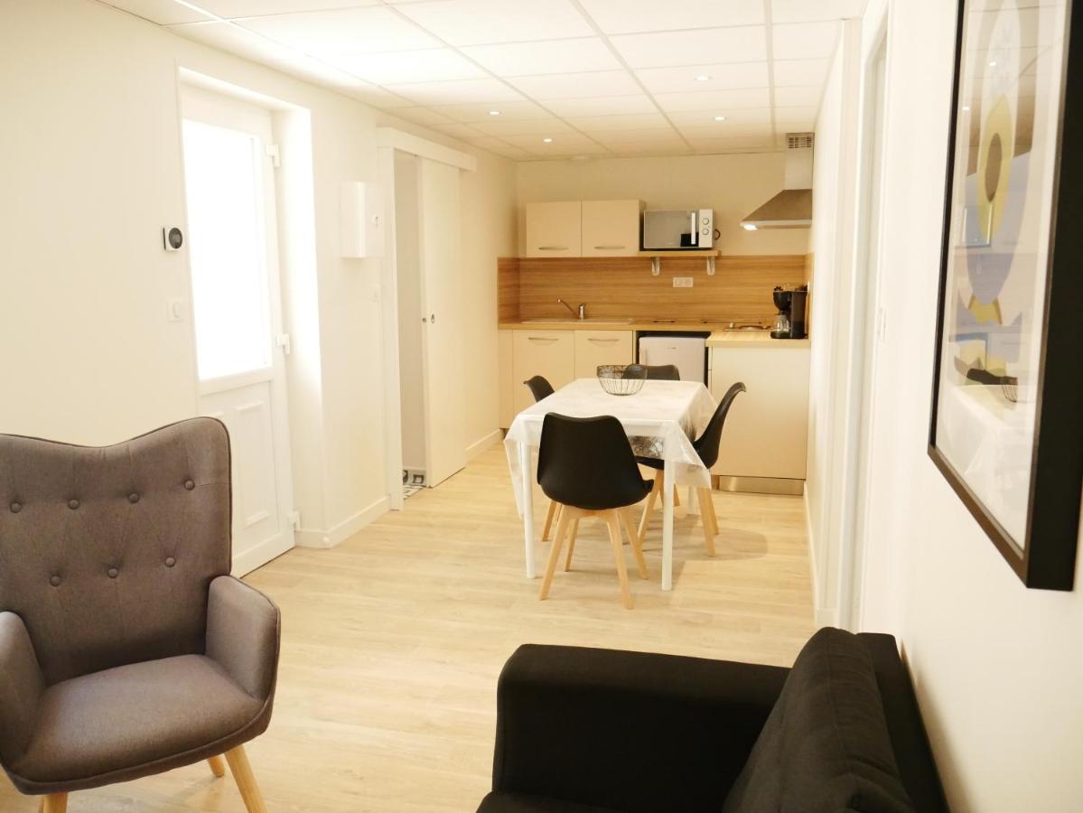 Appartement Avec Chambre - Entree Spa Incluse Bourbon-Lancy Luaran gambar