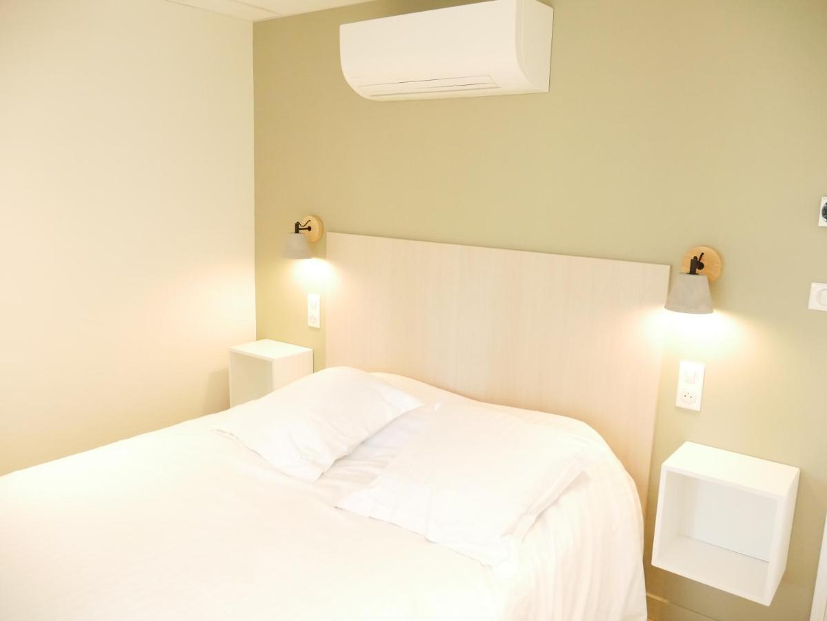 Appartement Avec Chambre - Entree Spa Incluse Bourbon-Lancy Luaran gambar