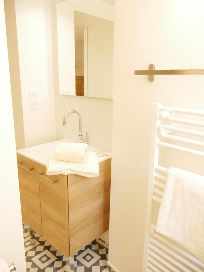 Appartement Avec Chambre - Entree Spa Incluse Bourbon-Lancy Luaran gambar